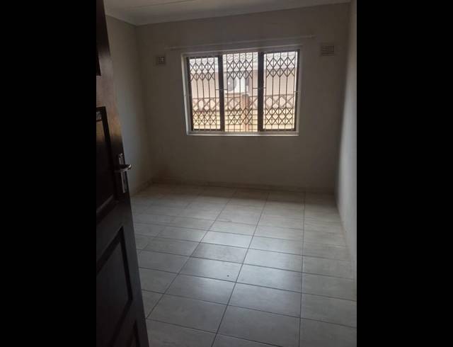 3 BEDROOM PROPERTY TO RENT IN AUSTERVILLE